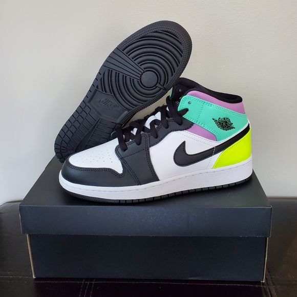 Jordan | Shoes | Jordan Mid Pastel Black Toe Gs Shoes | Poshmark